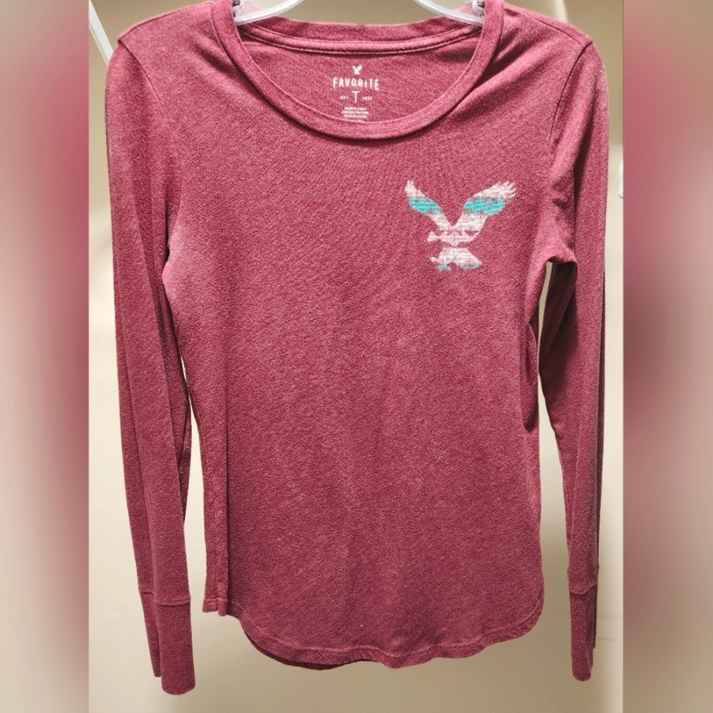 American Eagle Favorite T - Size Small